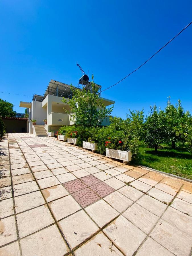 Villa Irini Patsidhes Exterior photo